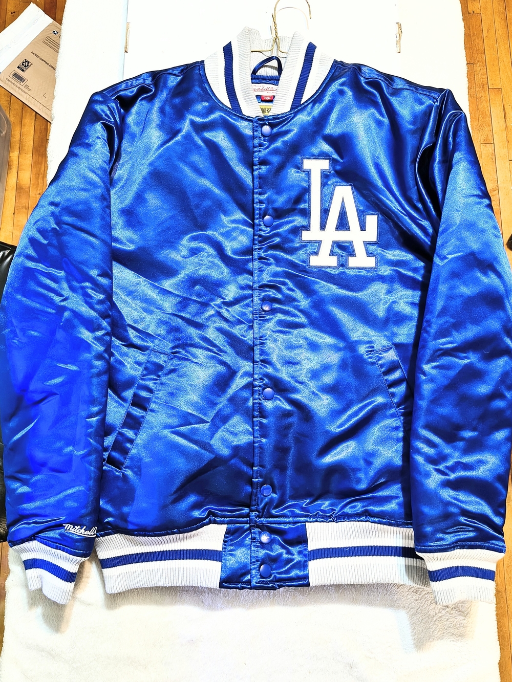 Michell & Ness LA Dodgers Satin Coaches Jacket Cooperstown Collection Medium